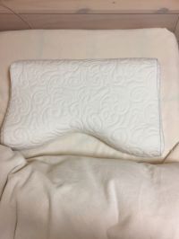 低反発カーブ型まくら