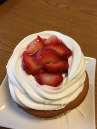 ストロベリーカスタードカップケーキ❤︎