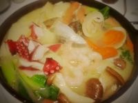 アヒージョより低カロリーなハズの｢ピルピル鍋」