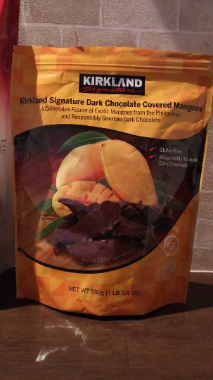 カークランド Dark Chocolate Covered Mangoes  