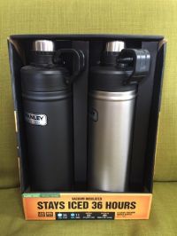 スタンレーの直飲み水筒