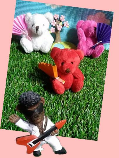 コストコdeエイプリルフール「ご当地物ニュース800」&花見です