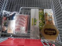 12/13(水)キスデラックス、オイコスのラ・フランス他購入しました。