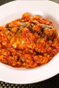 塩さばのトマト煮込み