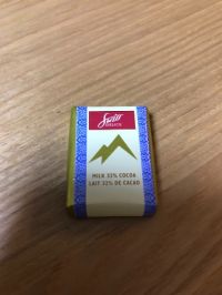 スイスデリス ミルクチョコレート