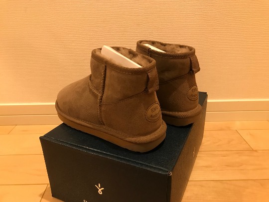 emuのムートンブーツはもう店頭に並んでいますか??