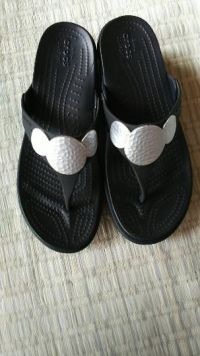 座間店/多摩境店　クロックスレディースサンダルはありますか？