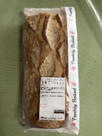 今週末限定❣️アーティザンブレッドのバックウィートバケット（そば粉ローフ）買いました。