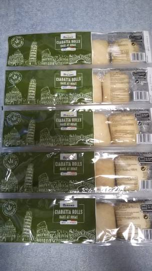 メニセーズ。チェバッタロール