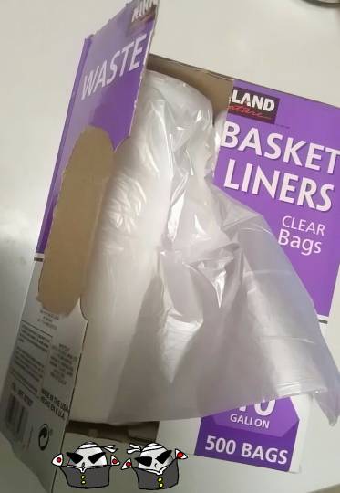 カークランドシグネチャー　WASTEBASKET LINERS ゴミ袋500袋