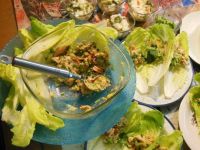 HONEY SMOKED SALMONで　Cajun Salmon Lettuce Wrap