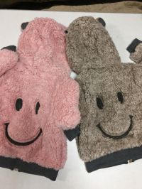 12月18日(水曜日)　和泉倉庫店｜16時頃、駐車場満車で枠外沢山あり、店内...