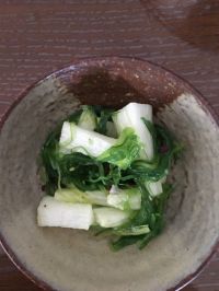 茎わかめサラダ和え