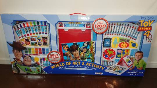 2月21日(金曜日) 広島倉庫店|すごく並んでいます…
1階にも並んで、...