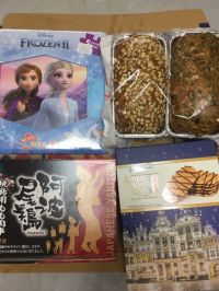 3月10日(火曜日)　和泉倉庫店｜9時半まだあいてないです
100人くら...