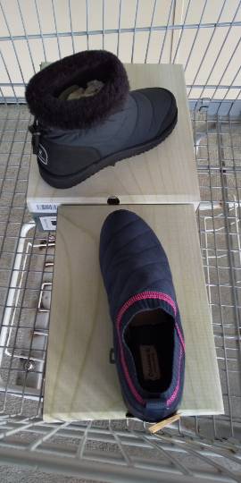 11月25日(水曜日)　岐阜羽島倉庫店｜おはようございます
山本珈琲館  ヨー...