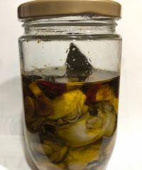 牡蠣のオリーブオイル漬けを作りました