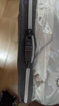 ホテルグランドの羽毛布団のファスナー