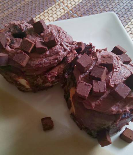 【スナックJINJIN】皆様のおかげで10号店&1周年♥