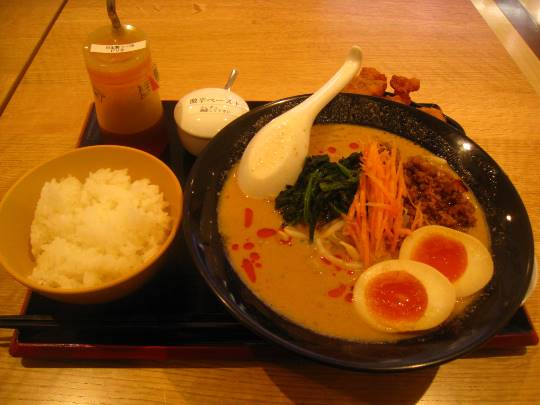 【スナックJINJIN】ここまできたよ！12号店!!　ちょいとよっていかないかい～(^^)