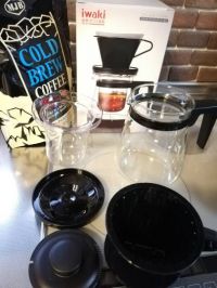 6月22日(火曜日)　中部空港倉庫店｜レッドブルの値段を教えてください。
よ...