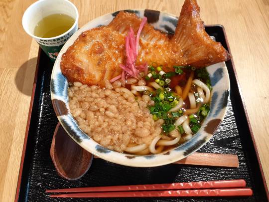 EGG'S CAFE 　Cha 茶 ちゃ♪