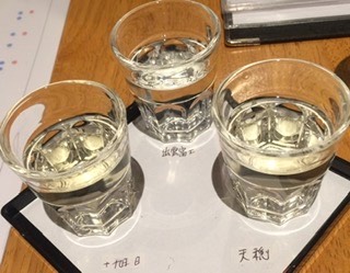 【スナックJINJIN】今宵はミルキーウェイを見ながらもう一杯!