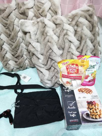 8月14日(土曜日)　岐阜羽島倉庫店｜おはようございます。
羽島9時現在　駐...