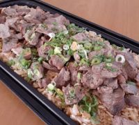 9月27日(月曜日)　和泉倉庫店｜おはようございます♪
献血車来てます。...