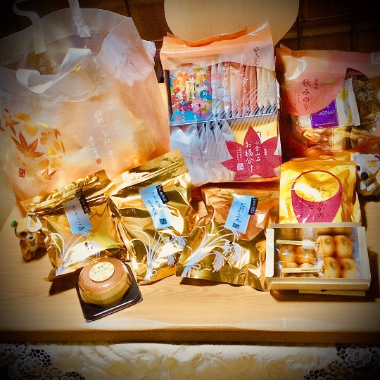 マスク同窓会詰所兼ニューフェイス歓迎所(思いやり)