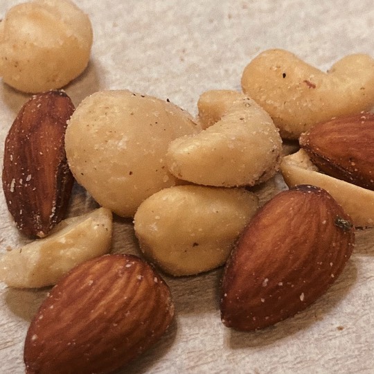 スナック【JINJIN】祝!20号店!! 成人の集いの場♪