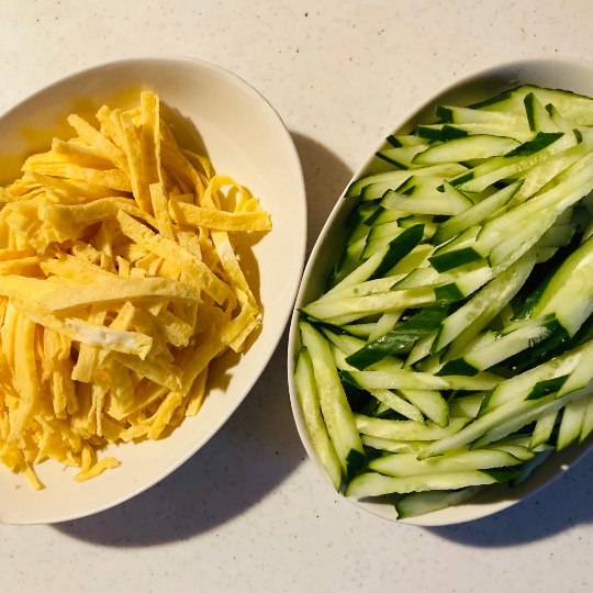 【スナックJINJIN】21号店　ハタチヲスギタラニジュウイチ♥