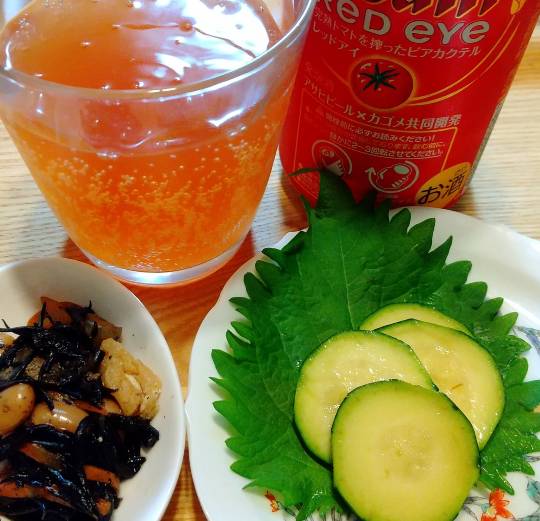 【スナックJINJIN】21号店　ハタチヲスギタラニジュウイチ♥