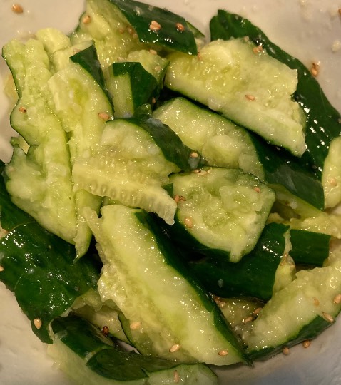 【スナックJINJIN】21号店　ハタチヲスギタラニジュウイチ♥