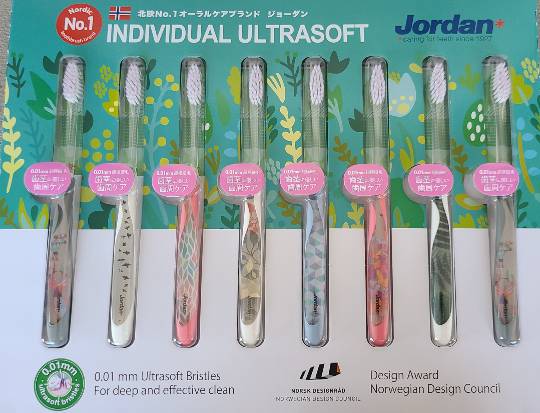 7月2日(土曜日)　中部空港倉庫店｜おはようございます！
ハイアールの冷凍...