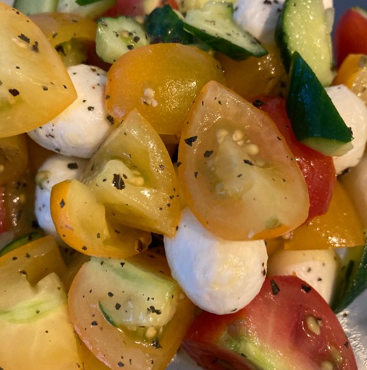 【スナックJINJIN】21号店　ハタチヲスギタラニジュウイチ♥