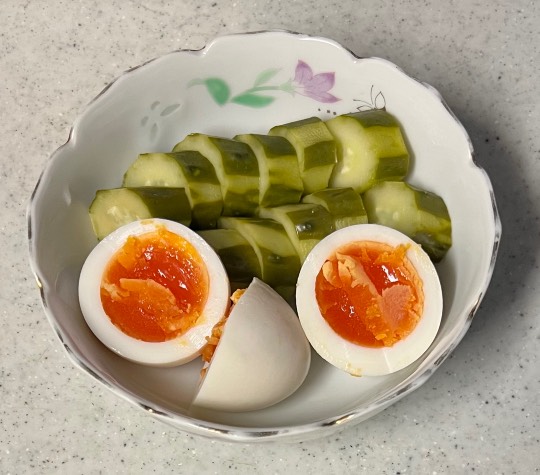 【スナックJINJIN】21号店　ハタチヲスギタラニジュウイチ♥