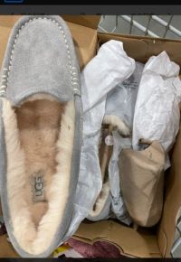 UGG スニーカー