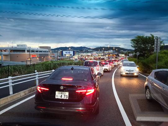 8月8日(火曜日)　守山倉庫店｜新聞の折込に9月3日までの招待券が入って...