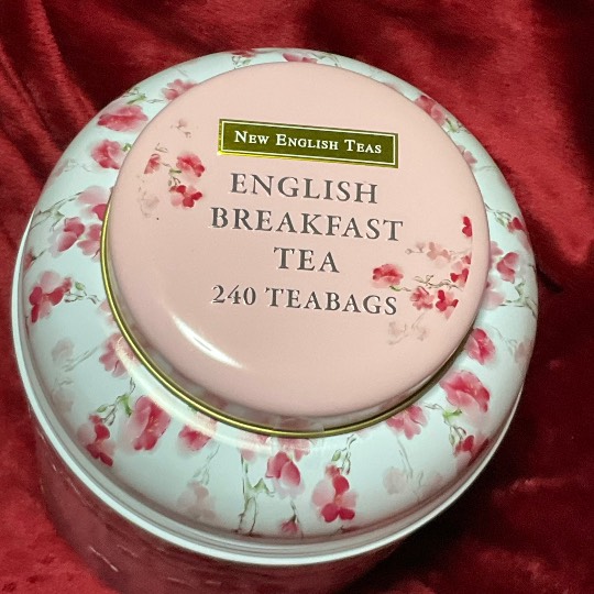 NEW ENGLISH TEAS 缶入りティーバッグ240pcs 