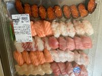 12月18日(水曜日) 　広島倉庫店｜今日の寿司冷蔵コーナーの商品と価格。
...