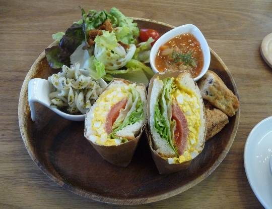 【スナックJlNJlN】キッチンカー　明日こそ咲く夢　出張営業８