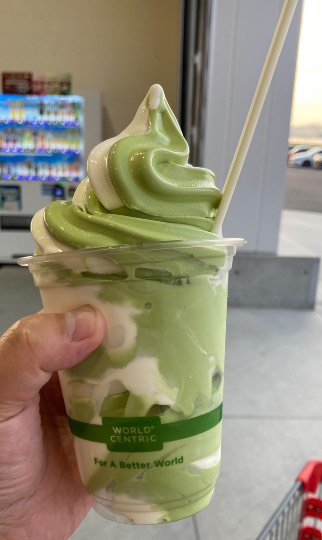 5月19日(月曜日) 　東近江倉庫店｜フードコートにて抹茶ソフト販売してました...