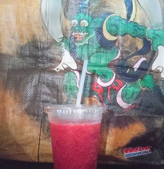 8月26日(火曜日) 　神戸倉庫店｜10:30すぎに到着
2F駐車場は3台...