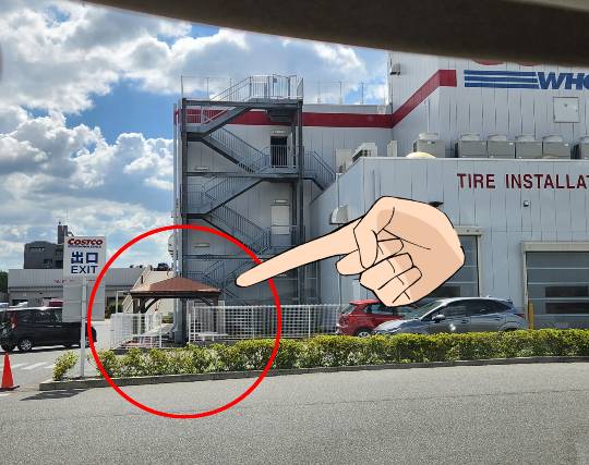 9月30日(火曜日) 　尼崎倉庫店｜今日のガソリン。
待ちが1台で、路面駐...