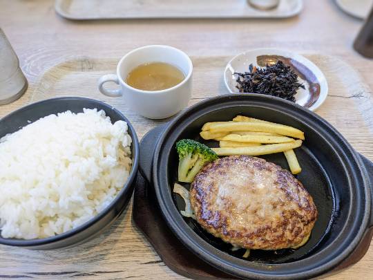 雑談お絵描き部・コラージュ部・素材提供部　No.20