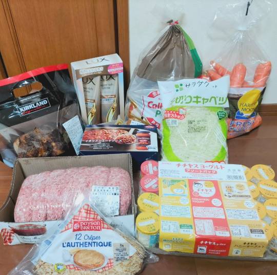 10月2日神戸倉庫で雑穀クルミロールを買う