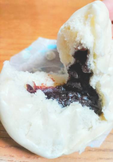 11月26日(水曜日) 　神戸倉庫店｜早く「もっちりしたあんまん」を買いたいの...