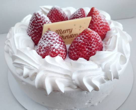 ホリデーストロベリーケーキ 6号（2025年）