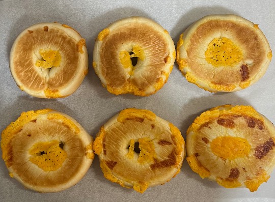 品番：９３１０５ チーズベーグル８個入 / CHEESE BAGEL 8PC